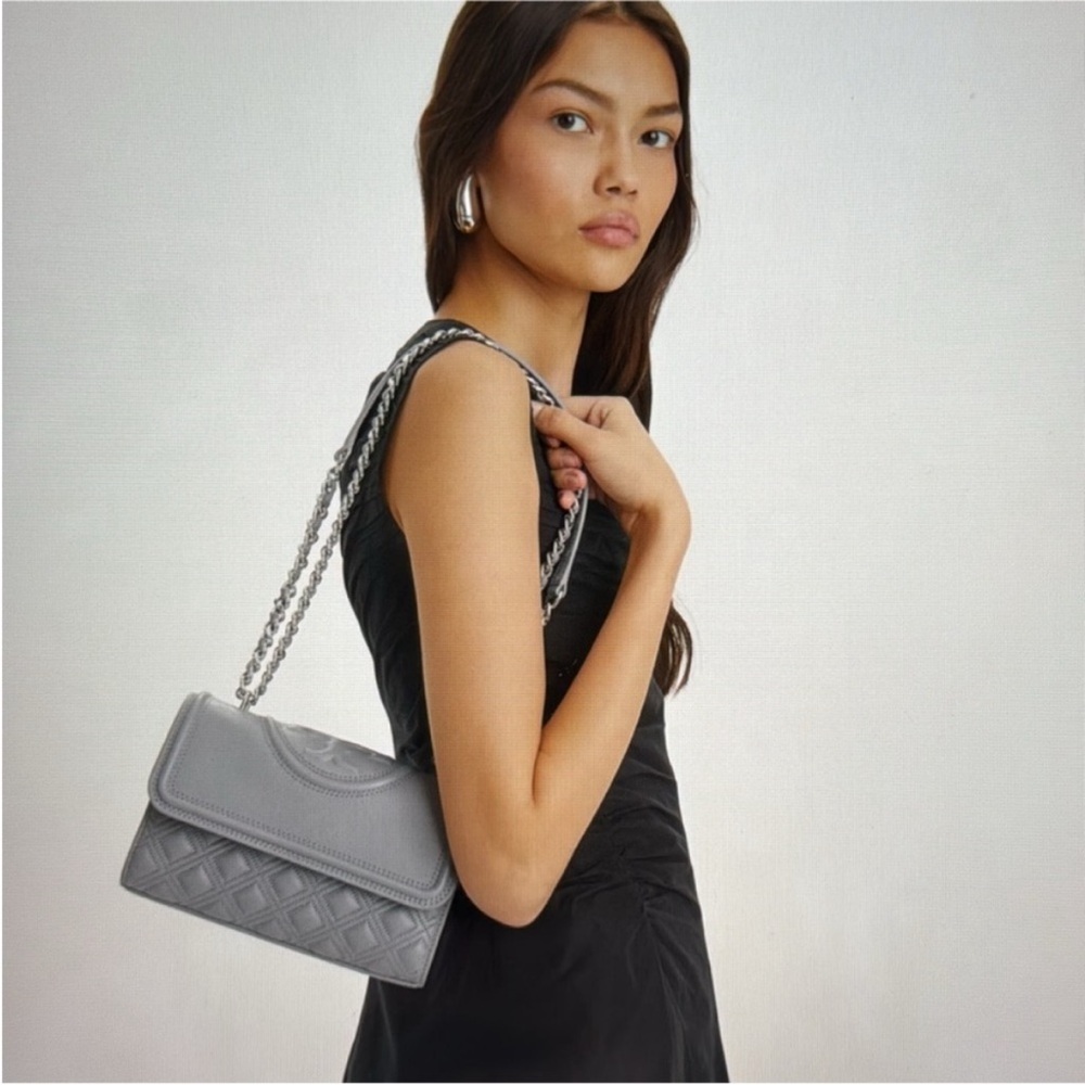 Tory Burch + Small Fleming Bag
Convertible Shoulder Bag